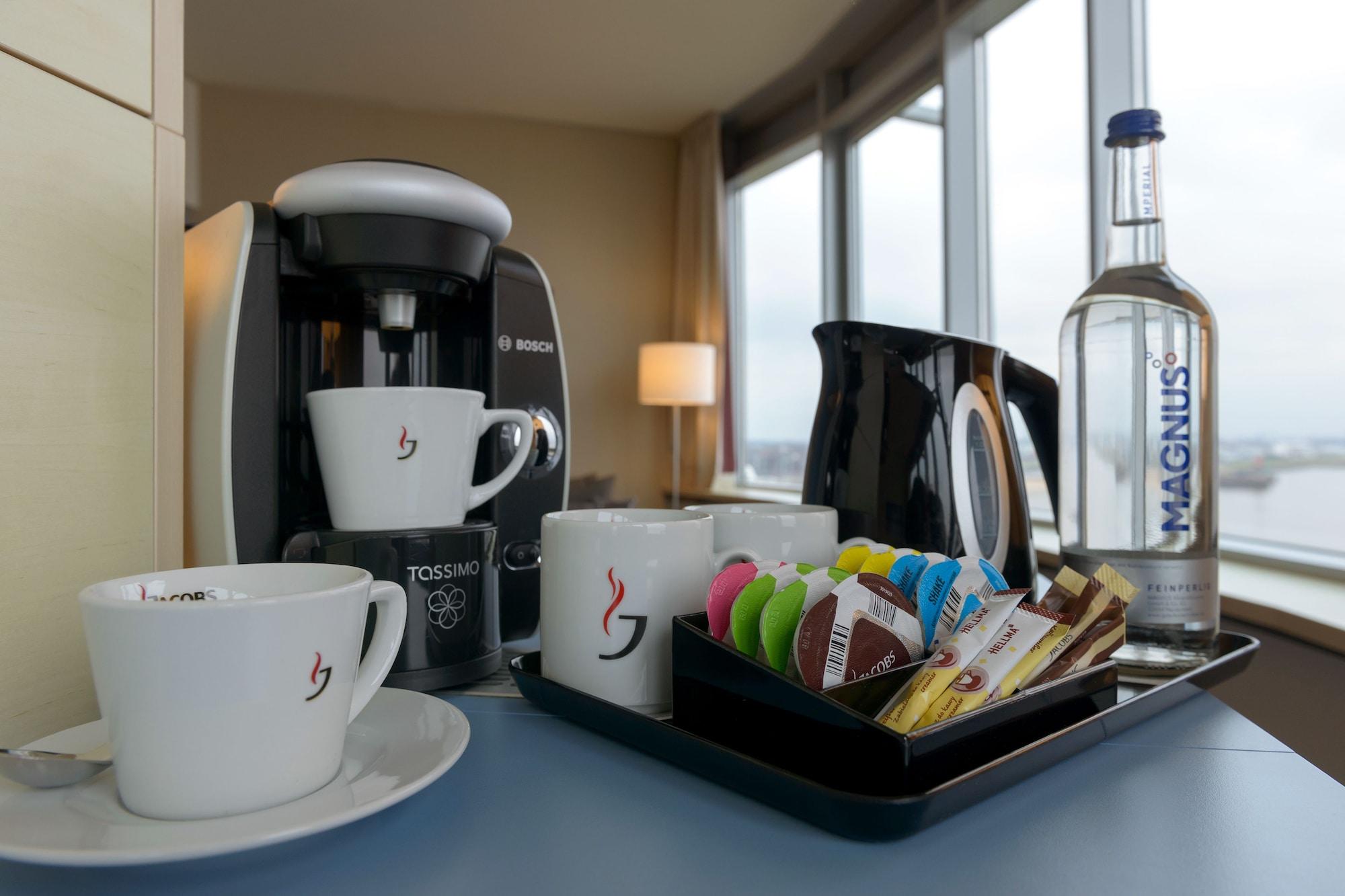 Atlantic Hotel Sail City เบรเมอร์ฮาเฟิน ภายนอก รูปภาพ