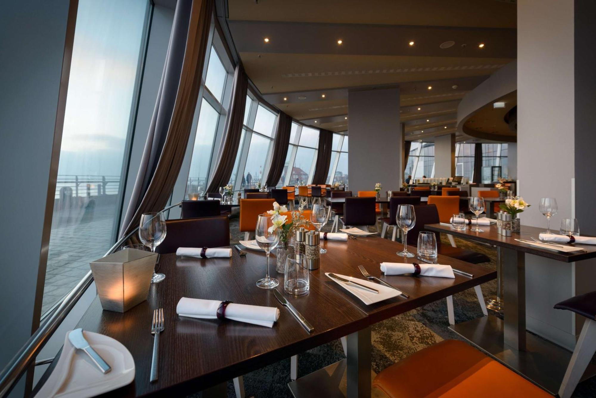 Atlantic Hotel Sail City เบรเมอร์ฮาเฟิน ภายนอก รูปภาพ