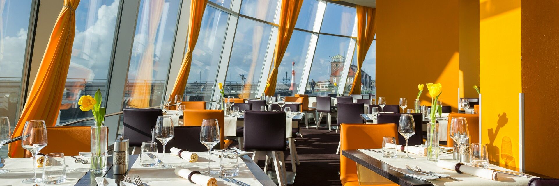 Atlantic Hotel Sail City เบรเมอร์ฮาเฟิน ภายนอก รูปภาพ